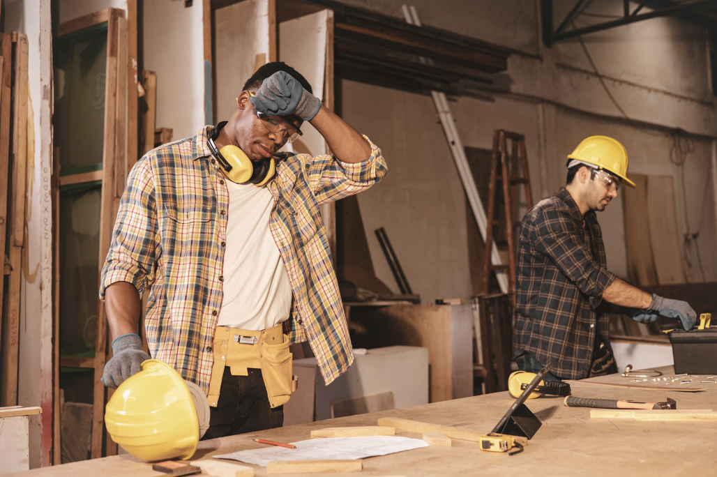 Working construction in hot weather